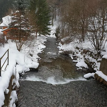 Gerendaház Romeo Hermánd